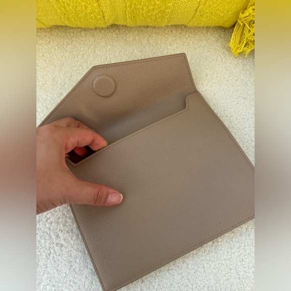 YSL Baby Uptown envelope clutch - Picture 3 of 13